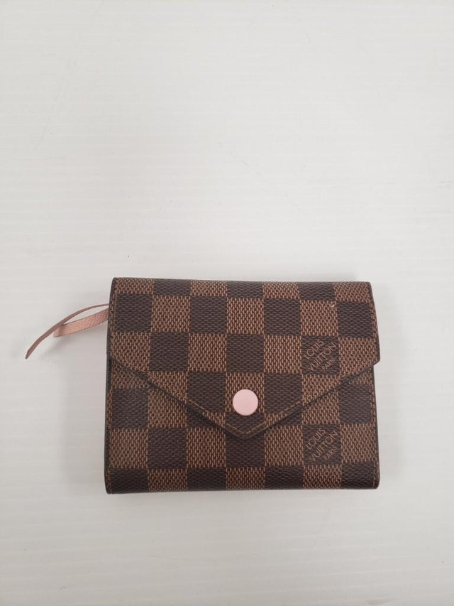 (I-32412) Louis Vuitton Brown/Pink Wallet in Women's - Bags & Wallets in Alberta