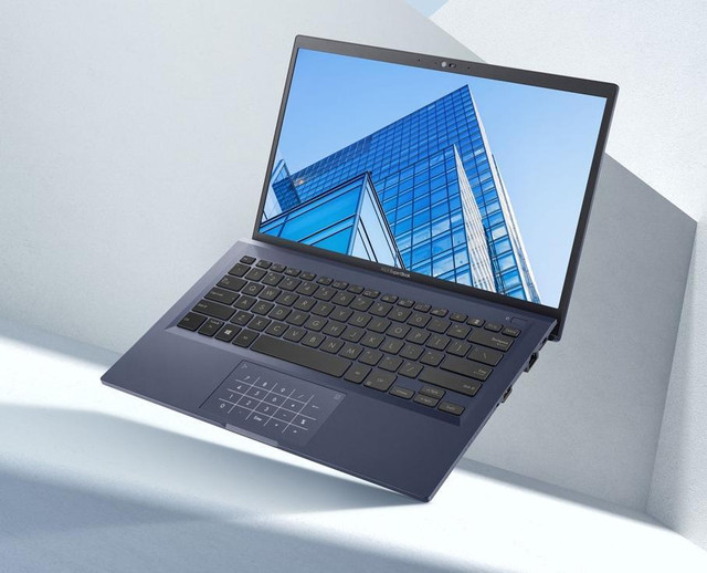 Asus ExpertBook B Series 14 Intel Core i5-11th Laptop Notebook in Laptops in Winnipeg