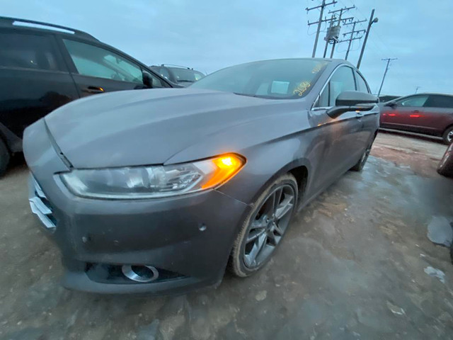2013 Ford Fusion 4dr Sdn Titanium AWD: ONLY FOR PARTS in Auto Body Parts