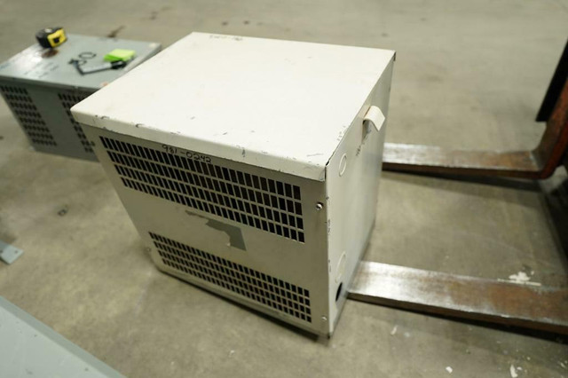 45 KVA - 480V to 240V 3 Phase Multi-Tap Auto-Transformer (981-0242) in Other Business & Industrial