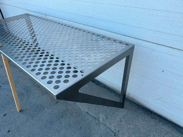 Table murale perforée acier inoxydable ---- Perforated stainless steel wall mounted table in Other Business & Industrial in West Island - Image 4