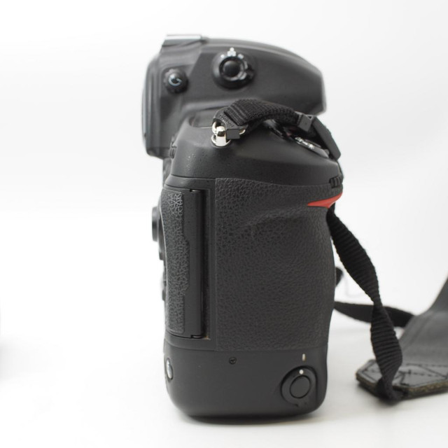 Nikon d3s DSLR camera body (ID - C-826) in Cameras & Camcorders - Image 3