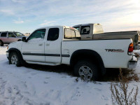 Parting out WRECKING: 2002 Toyota Tundra