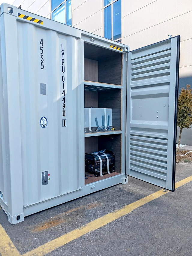 NEW 40 FT INSULATED CONTAINER MOBILE OFF GRID OFFICE CABIN 3520247 in Other in Alberta - Image 2
