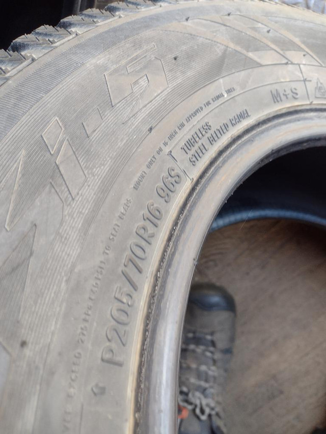 4 pneus d hiver 205/70r16 toyo in Tires & Rims in Lévis - Image 2