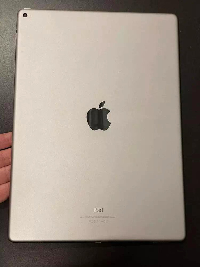 iPad Pro - 12.9 64 GB Unlocked -- Buy from a trusted source (with 5-star customer service!) in iPads & Tablets in Mississauga / Peel Region - Image 4
