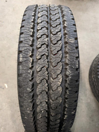 4 pneus dété LT265/70R17 121/118Q Firestone Transforce AT 2.0% dusure, mesure 17-17-17-17/32