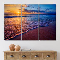 East Urban Home Sunset Over An Ocean Beach Shore IV - Nautical & Coastal Canvas Wall Art Print
