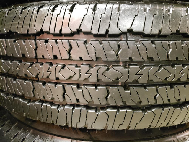 (N3) 4 Pneus Ete - 4 Summer Tires LT 245-75-17 Firestone 13/32 - 6x139.7 - NISSAN TITAN XD - COMME NEUF / LIKE NEW in Tires & Rims in Greater Montréal - Image 4