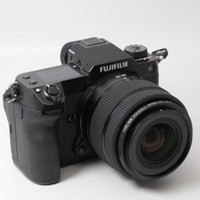 FujiFilm GFX 50SII Body + GF35-70mm F/4.5-5.6 WR Lens (ID: C-671)