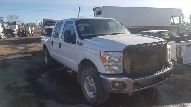 2012 F250 CREW CAB 6.2L 4x4 For Parting Out in Auto Body Parts in Manitoba - Image 2