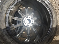 LIKE  BRAND  NEW  FORD EXPLORER    HIGH PERFORMANCE  AVALANCE XTREME  WINTER        TIRES 235 / 65 /   18   ON RIMS