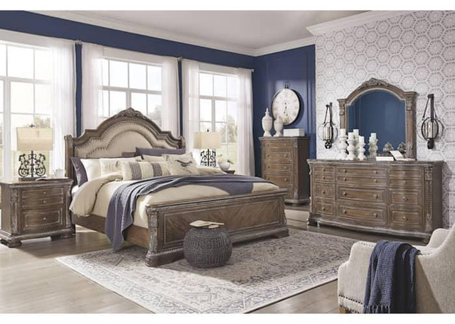 Solidwood Leather Tufted Bedroom Furniture on Discount !! Huge Furniture Sale !! in Beds & Mattresses in City of Toronto - Image 2