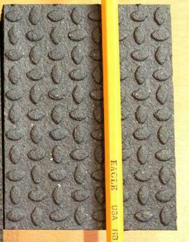 NEW! High Quality 4&#39; x 6&#39; x 3/4 Industrial Rubber Mats - Made in Canada! in Other Business & Industrial in Ottawa - Image 2