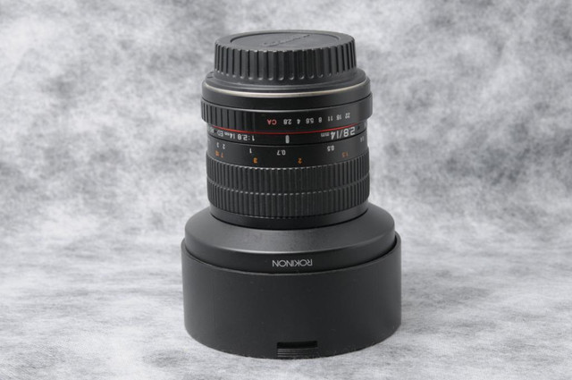 Rokinon 14mm F/2.8 Wide Angle Lens For Canon (ID: 1645)   BJ Photo-Since 1984 in Cameras & Camcorders