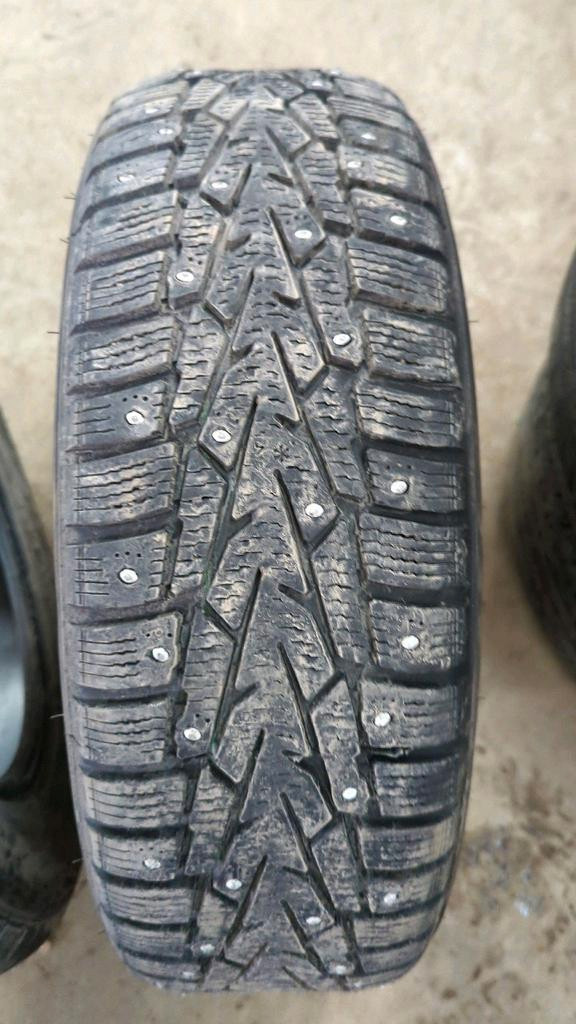 4 pneus dhiver P185/65R15 92T Nokian Nordman 7 31.5% dusure, mesure 9-9-10-8/32 in Tires & Rims in Québec City - Image 4