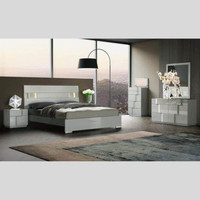 Queen LED Bedroom Set on Lowest Market Price !! Huge Sale in Sarnia !!