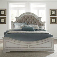 Liberty Furniture Magnolia Manor King Upholstered Bed