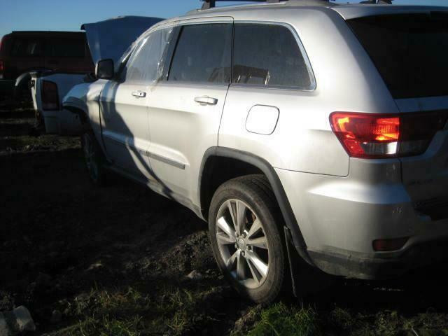 2010-2011 Jeep Grand Cherokee 3.6L 4x4 # pour piece # part out # for parts in Auto Body Parts in Québec - Image 3