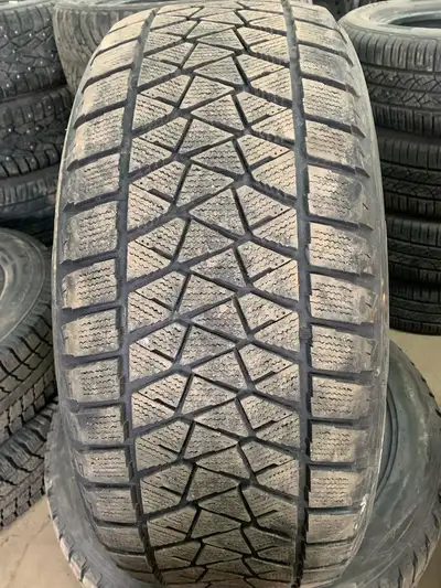 2 pneus dhiver P255/50R20 109T Bridgestone Blizzak DM-V2 44.0% dusure, mesure 8-7/32