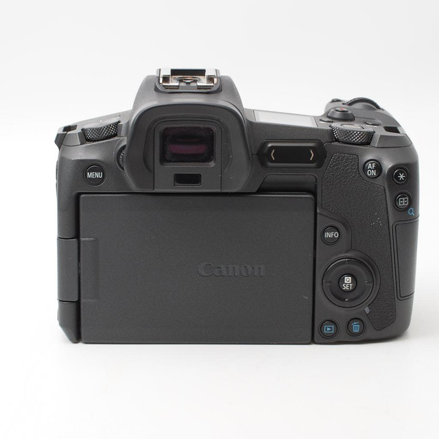 Canon EOS R Mirrorless Digital Camera ( ID - C-789 ) in Cameras & Camcorders - Image 4