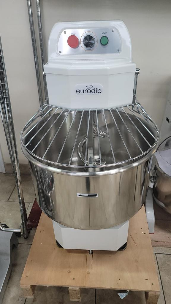 Commercial 50Qt Capacity Ten Speed Spiral Mixer- 208V Single Phase in Other Business & Industrial