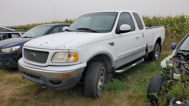 Parting out WRECKING: 2001 Ford F150 in Other Parts & Accessories