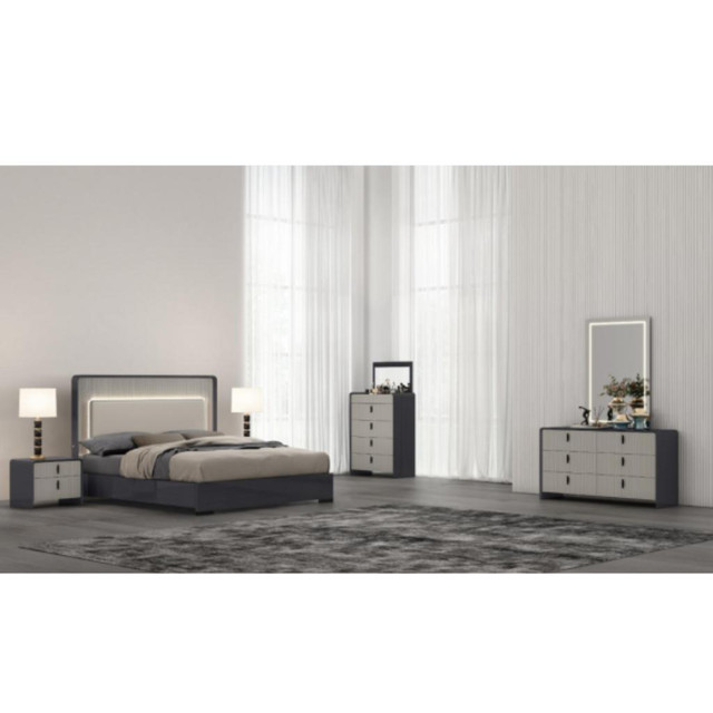 Queen Bedroom Set Sale!! King Size Also Available in Beds & Mattresses in City of Toronto - Image 2