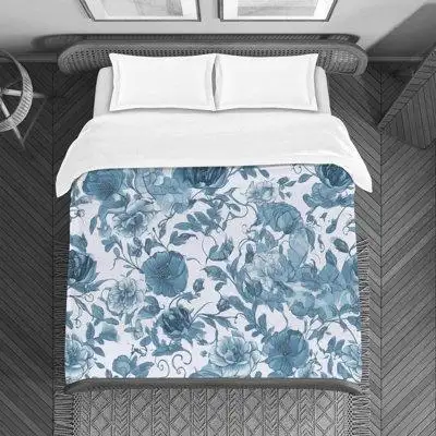 A comfy and cozy set of bedding comes in a stylish Floral design. These Botanical microfiber duvet c...