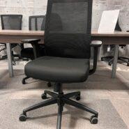 Showroom Model – Icon Q1 Task Chair in Chairs & Recliners in Guelph