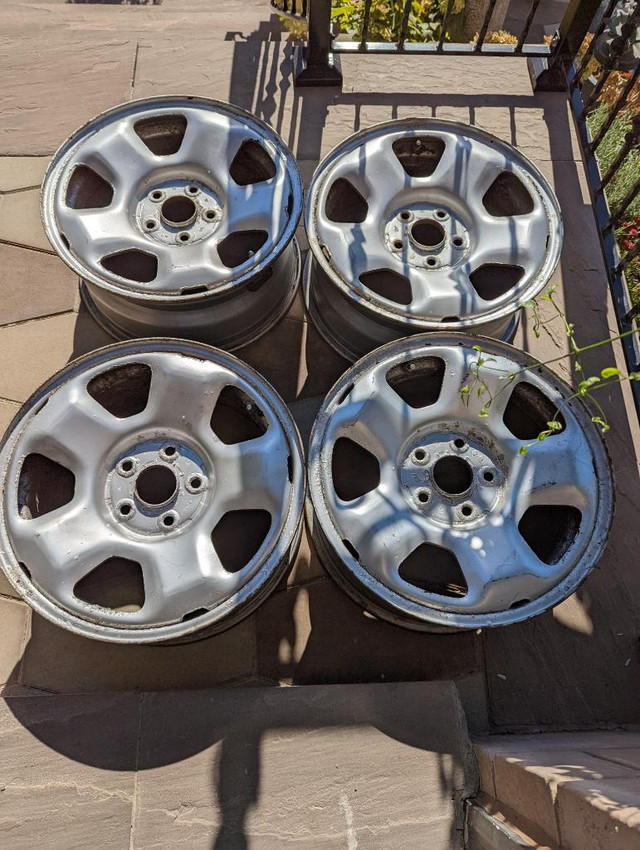 HONDA  ODYSSEY  / PILOT   FACTORY OEM USED  ( 5 X 120 )   17  INCH STEEL WHEEL SET OF     FOUR  WITH SENSORS. in Tires & Rims in Ontario