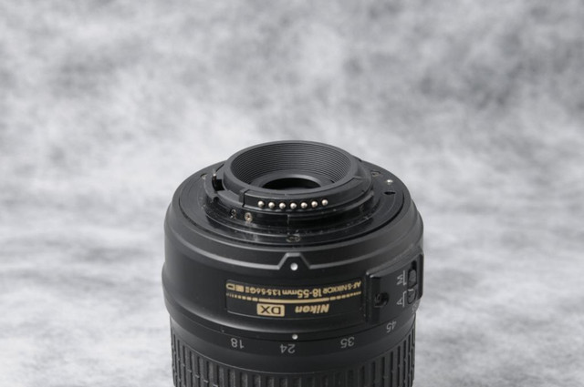 AF-S DX NIKKOR 18-55mm f/3.5-5.6G VR (ID: 1668) in Cameras & Camcorders - Image 4