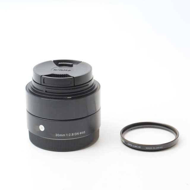Sigma 30mm f2.8 DN for e-mount (ID - 2093) in Cameras & Camcorders - Image 3
