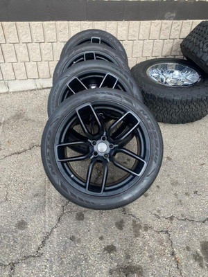 SET OF FOUR 20 INCH WIDEBODY OEM 20X11 5X115 MOUNTED WITH 315 / 35 R20 NITTO NT555g2 TIRES !! Toronto (GTA) Preview
