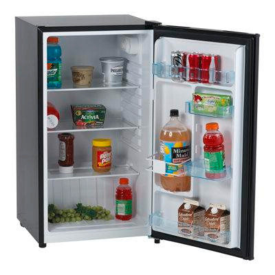 Avanti Products Avanti 3.2 cu. ft. Compact Refrigerator in Refrigerators