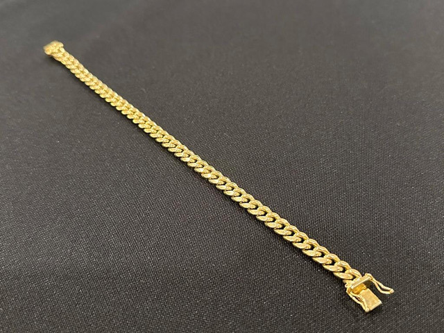 #473 - 10k Cuban Link Bracelet, 7mm, 8”, 11.1 Grams, NEW in Jewellery & Watches - Image 3
