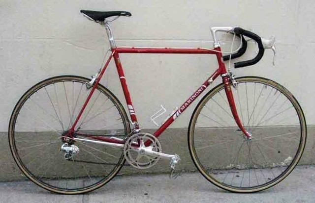 COLLECTOR SEEKS OLDER ROAD AND TRACK BIKES - CAMPAGNOLO in Road in Ontario - Image 4