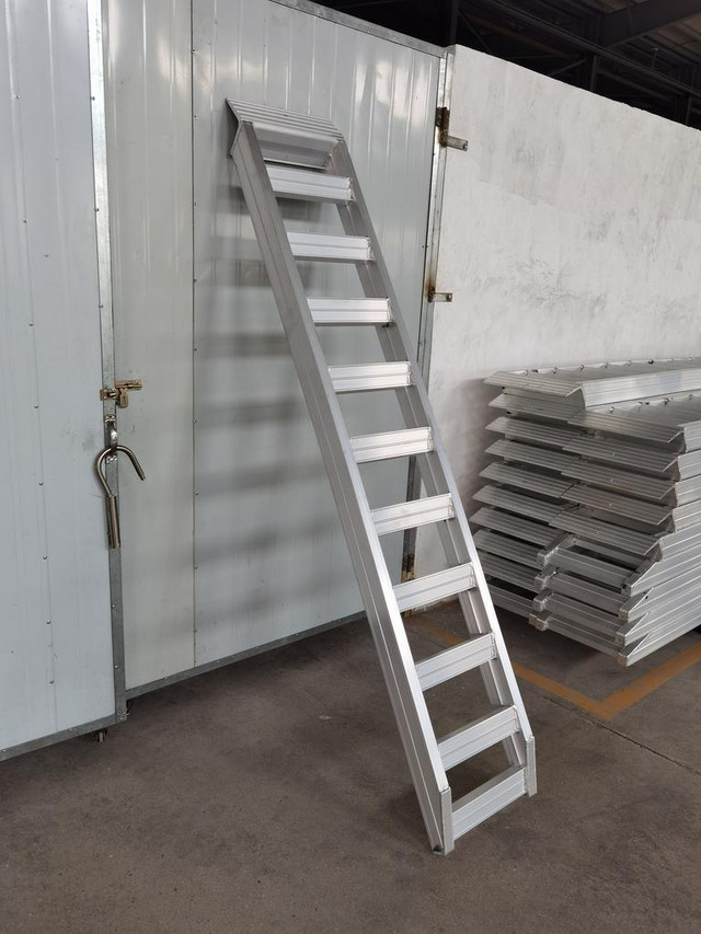 NEW 8 FT HEAVY DUTY ALUMINUM TRUCK LOADING RAMP 11,000 LBS HDR1008 in Other in Regina