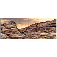 Design Art 'Scenic Red Rock Canyon in Nevada'  6 Piece Photographic Print Set on Canvas