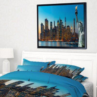 East Urban Home 'Evening New York City Skyline Panorama' Photographic Print on Wrapped Canvas