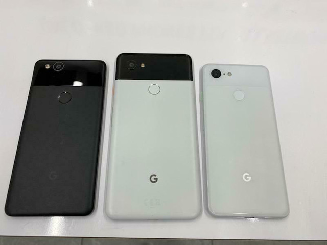 Google Pixel Pixel XL CANADIAN MODELS ***UNLOCKED*** New Condition with 1 Year Warranty Includes All Accessories in Cell Phones in Edmonton Area - Image 4