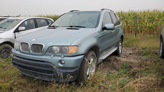 Parting out WRECKING: 2003 BMW X5 in Other Parts & Accessories - Image 2