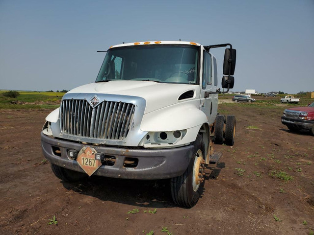 2007 International 4200 Truck For Parting out. in Auto Body Parts in Alberta