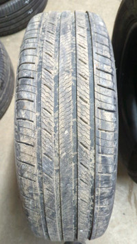 4 pneus dété P235/65R18 106V Michelin Premier LTX 13.5% dusure, mesure 8-7-7-7/32