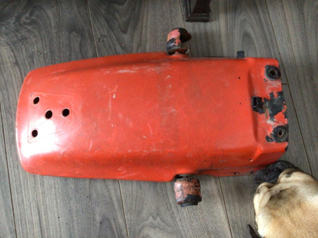 1985 Honda XL250 XR250R Rear Fender Assembly in Motorcycle Parts & Accessories in Ontario