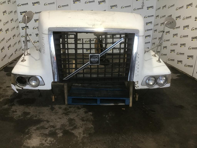 (HOOD ASSEMBLIES)  VOLVO  -Stock Number: H-6870 in Auto Body Parts in Alberta