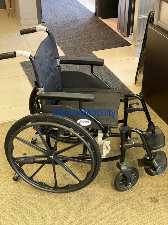 Aluminum Wheelchair by Mobb Health Care MOBBHHC Light Weight  MHALWC18 in Health & Special Needs in Ontario - Image 3