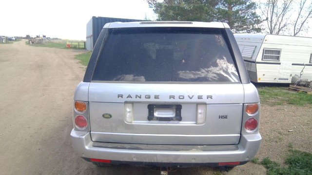 Parting out WRECKING: 2004 Land Rover Range Rover in Other Parts & Accessories - Image 3