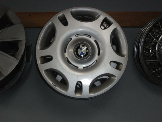 4 ENJOLIVEUR USAGE 16 POUCES BMW in Tires & Rims in Greater Montréal