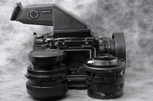 Mamiya RB67  127mm Lens Viewfinder, Film Back, 50mm F4.5 Lens, 80mm F3.8 Lens, Pro S Revolving Film Back (ID: C-670-TL in Cameras & Camcorders